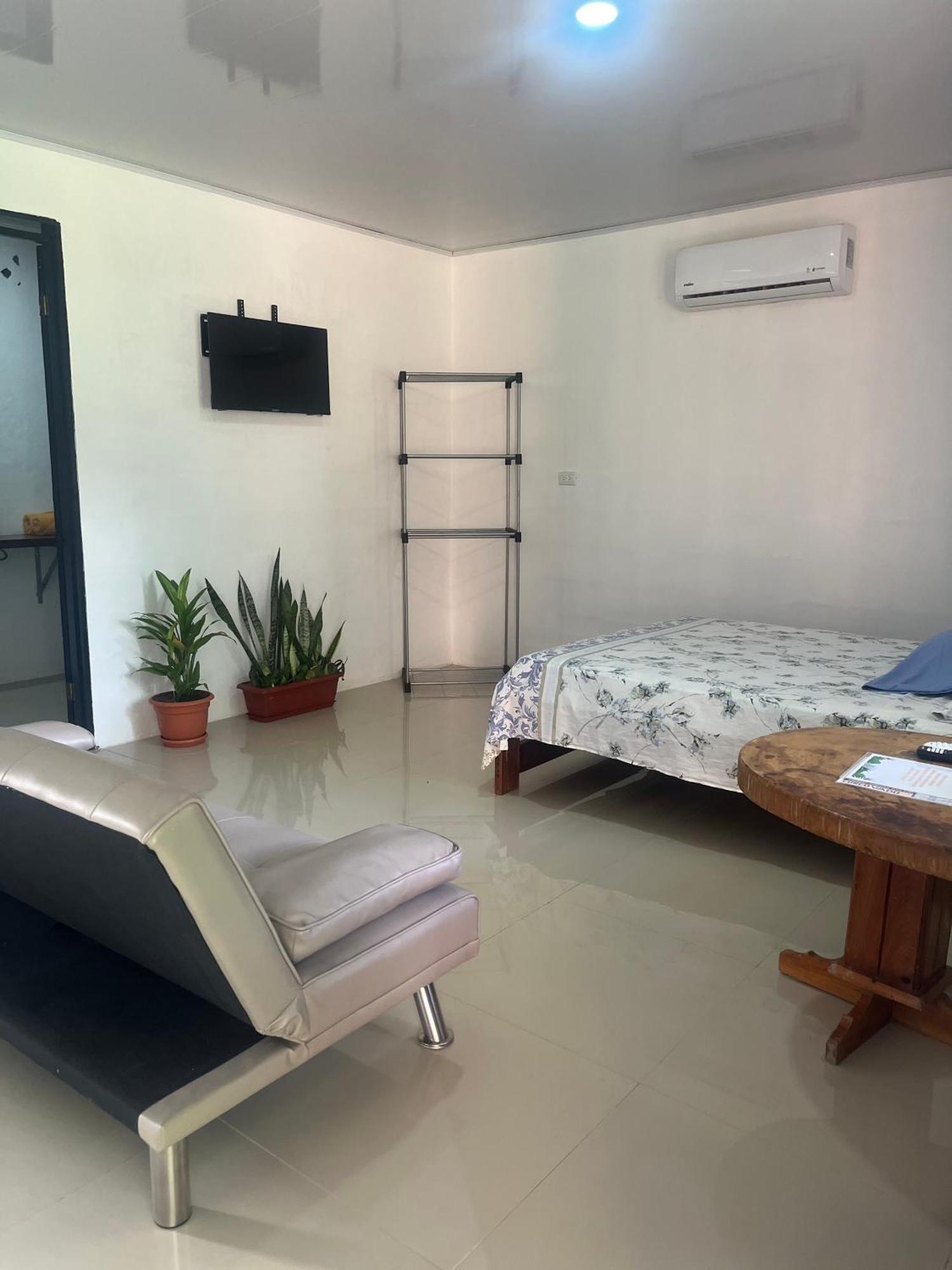 Апартаменты Corcovado House With Ac Пуэрто-Хименес Экстерьер фото